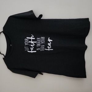 NEW Women's shein T-shirt.